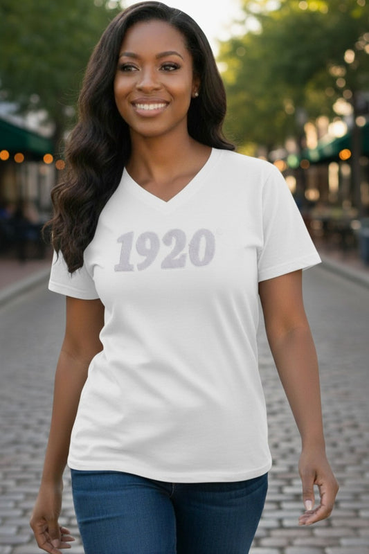 T-Shirt-1920 White Chenille