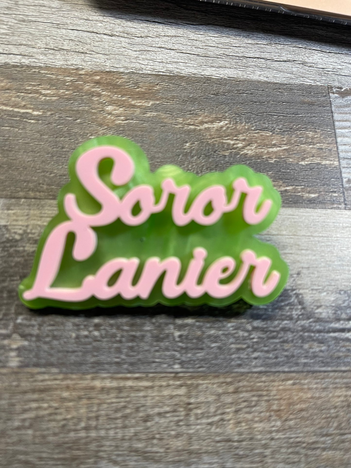 AKA Customizable Soror Lapel Pin-Pearl